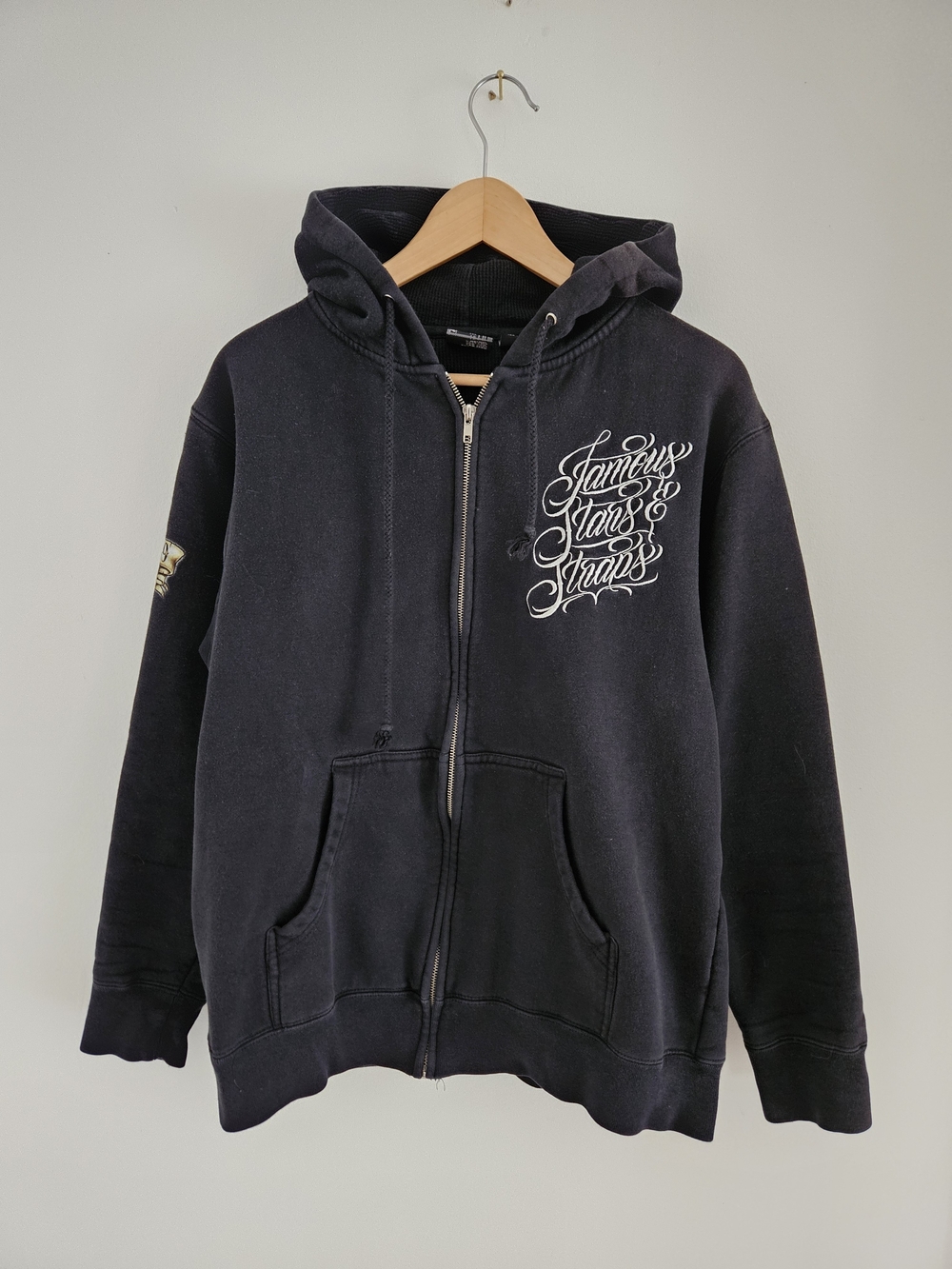Famous Stars And Straps Hoodie Mens Medium Embroidered Full Zip Y2K